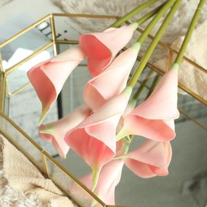 Couronnes de fleurs décoratives 10 pièces PU Calla Lily Real Touch artificielles pour la maison salon décoration bouquet de mariage arrangement floral