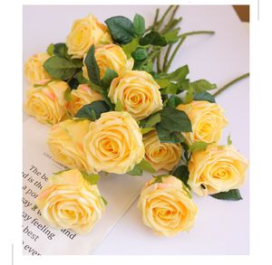 Couronnes de fleurs décoratives 10pcs / lot Artificielle Latex Jaune Rose Faux Fleur De Mariage Pographie Bouquet Saint Valentin Cadeau Maison Jardin el Décoration 230313