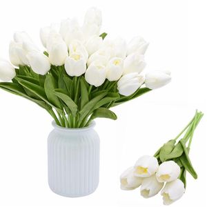 Couronnes De Fleurs Décoratives 10pcs Tulipes Bouquet Artificiel Blanc Real Touch PU Tulp Mariage Calla Pour La Maison Décoration De Fête De MariageDecorat
