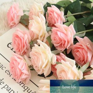 Couronnes de fleurs décoratives 11PCs / Lot Feel Real Touch Fake Rose Pour la décoration de mariage Bouquet de la Saint-Valentin Artificielle Décoration de la maison1 Conception experte à prix usine