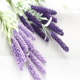 Guirnaldas de flores decorativas 12 plantas de flores de lavanda de Provenza decoración de fiesta Floral falsa macizo de flores boda PE espuma Artificial Flower1