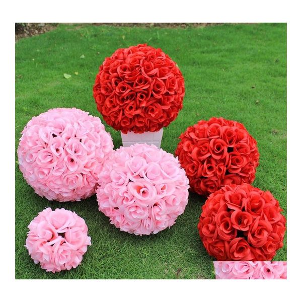 Flores decorativas Guirnaldas 15 a 30 cm Cifrado artificial Flor de seda rosa Bolas de besos Bola colgante para adornos navideños We Dhivw