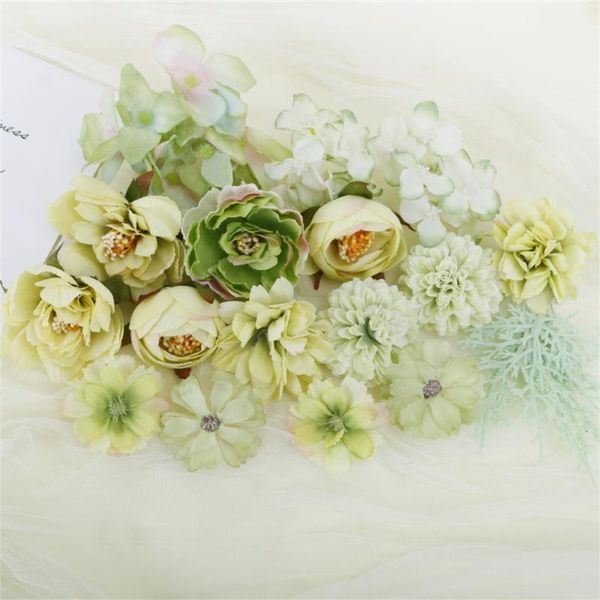 Couronnes de fleurs décoratives 1 sac tête de fleur artificielle européenne pour la décoration de la maison décoration murale de mariage bricolage accessoires de cheveux Corsage artisanat