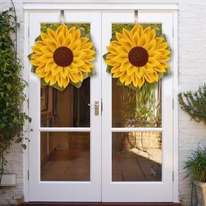 Couronnes de fleurs décoratives 1 PC porte de tournesol suspendue Vintage rustique soie guirlande de tournesol fenêtre tenture murale ornement Thanksgiving décoration couronne 231023