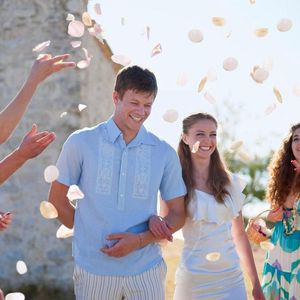 Flores decorativas Guirnaldas 200 unids Seda Pétalos de rosa artificiales para la niña de la boda Pasillo Dispersión Mesa de cena Confeti Centros de mesa Nupcial Sho