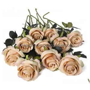 Couronnes de fleurs décoratives 20pcs roses artificielles branche de fleur de rose rouge réaliste faux pour la décoration de la maison de mariage livraison directe Garde Dhytf