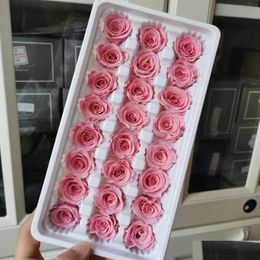 Decoratieve bloemenkransen 2 cm / 24 stuks klasse B mini bewaard gebleven rozenkop eeuwige echte rozen voor bruiloft huisdecoratie meubi Dhps3