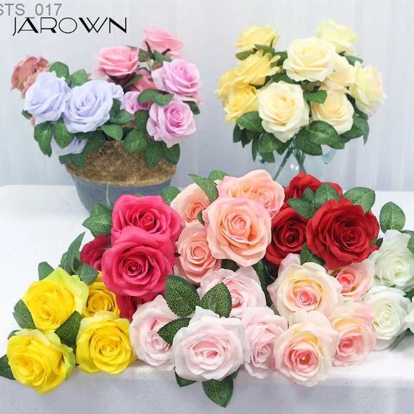 Guirnaldas de flores decorativas 34 cm Flores artificiales de seda rosa Ramo pequeño 5 cabezas Flor falsa Día de San Valentín Decoración de la boda Flores de interior Suministros de bricolaje L2403