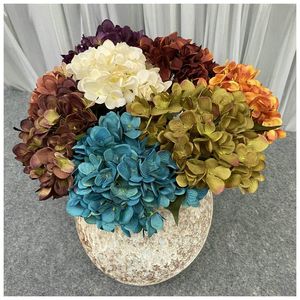 Decoratieve bloemen kransen 5 stuks / set kunstmatige hydrangea bruiloft bloem tak hoofd decoratie verjaardagsfeestje verfraaiing