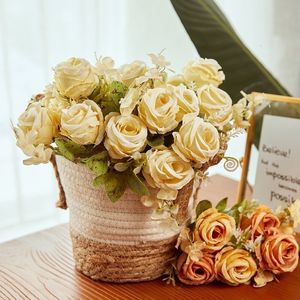 Couronnes de fleurs décoratives 6 têtes Rose Vase pour la décoration de la maison bureau de mariage el Table pièce maîtresse pivoines en soie bricolage artificiel 230822
