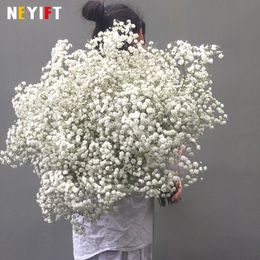 Decoratieve Bloemen Kransen 64CM 8 stuks Kunstmatige Baby Adem Bloem Gypsophila Plastic Bloemen Planten Thuis el Kerst Decor DIY Bruidsboeket Cadeau 230825