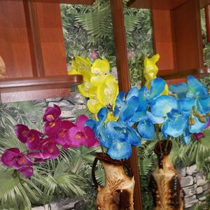 Couronnes de fleurs décoratives Fleurs d'orchidées blanches en soie artificielle de haute qualité Papillon Papillon Fausse fleur pour la fête de mariage Décoration de festival à domicile T230217