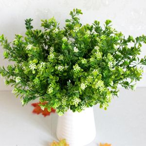 Decoratieve bloemen kransen takken kunstmatige plastic groene planten simulatie boeket Milan Little White Flower for Home El Party Festival