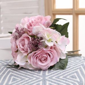 Flores decorativas Guirnaldas Damas de honor Hermanas Mano Ramo de rosas Hortensia con flores a mano Estilo europeo Tela de seda Accesorios para fotografiar