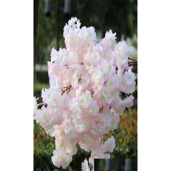 Couronnes de fleurs décoratives écologiques branche de fleur de cerisier artificielle fausse tige de fleur de Sakura plus de têtes 12 couleurs pour arbre de mariage Dhdmw
