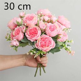 Decoratieve bloemenkransen Fabriek directe verkoop zijde pioenroos roze 30cm nepboeket 5 grote hoofden 4 knoppen nepbloemen thuis bruiloft decoratie interieur T230217