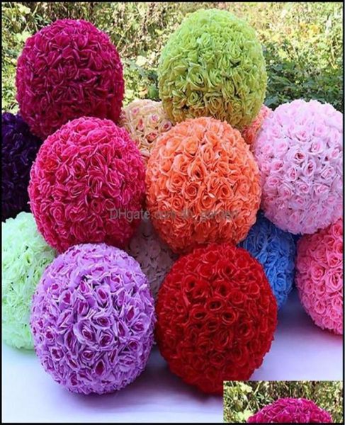 Guirnaldas de flores decorativas Suministros festivos Jardín 20 cm Flor de seda rosa artificial Bola falsa Decoración de pared colgante Fiesta de bodas Ho8095272