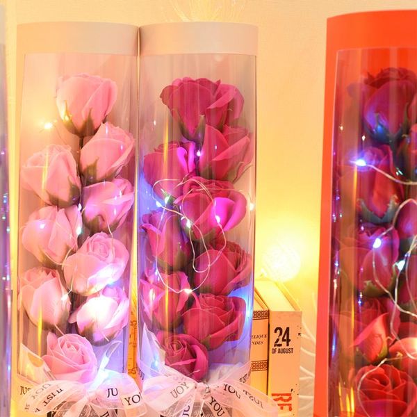 Flores decorativas Guirnaldas Flor Caja de regalo Jabón Rosa LED Botellas de plástico Día de San Valentín artificial Fiesta de Navidad Flores artificiales Decoración