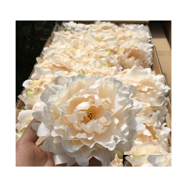Couronnes de fleurs décoratives de haute qualité imitation fleur de pivoine coiffure pour la décoration de mariage inventaire en gros livraison directe Dhbgk
