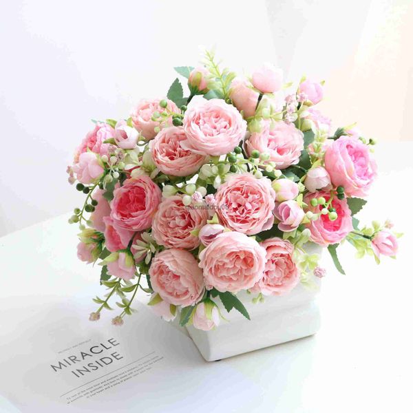 Couronnes de fleurs décoratives chaudes 1pcs fleurs de rose artificielles bouquet de pivoine en soie rose 5 grosses têtes et 4 bourgeons fausses fleurs pour mariage maison jardin décoration HKD230818