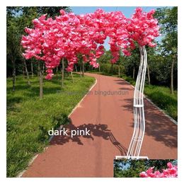 Couronnes de fleurs décoratives Nouvelle arrivée Route d'arbre de fleur de cerisier blanc citée Fleur de simulation avec cadre en arc en métal pour la fête Centerpiec Dhcnu