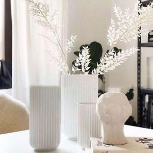 Decoratieve bloemen kransen panda bamboe zilver fir -blad goud en onsterfelijke bladeren gedroogde bruiloftdecoratie witte rijke p8r4