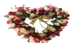 Fleurs décoratives couronnes rose rose guirlandais en souffrance au cœur de Garland Art pour anniversaire de mariage en famille 6467693