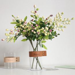 Decoratieve bloemen kransen gesimuleerd groene plant olijffruit rode bessen bonen tak huis woonkamer kerst decoratie bloem nep decor