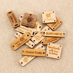Couronnes de fleurs décoratives étiquettes en bois étiquettes à tricoter boutons en bois personnalisés étiquette au Crochet cadeau gravée au Laser pour les produits faits à la main 230807