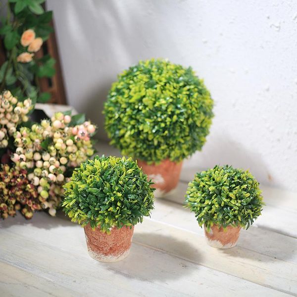 Flores decorativas Guirnaldas Xuanxiaotong Bola de hierba verde Planta de bonsái artificial con cerámica para decoración del hogar Decoración de jardín al aire libre Hig