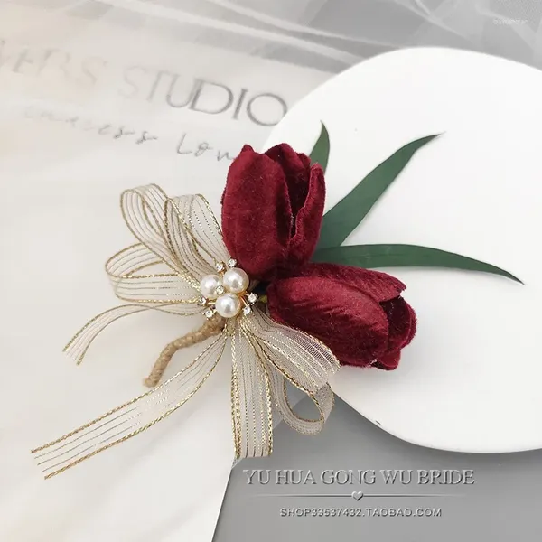 Fleurs décoratives Corsage de bracelet Bridesmaid Sisters Fleur artificielle Silk Calla Lily Bracelet pour le décor de fête de danse de mariage