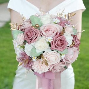 Fleurs décoratives Yan Dusty Rose Fleur Artificielle Bouquets De Mariée Pour La Mariée Jetant Bouquet Rustique Cérémonie De Mariage Anniversaire Décoration
