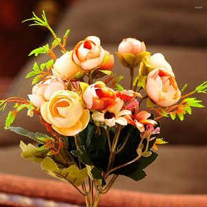 Decoratieve bloemen gele kunstmatige zijden boeket Rose Head en 6 Daisy Fake voor Home Wedding Autumn Decoration Indoor