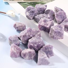 Objets Décoratifs 100g Lépidolite Pierres de Guérison Quartz Violet Brut Pierre Rare Spécimens Minéraux Décoration pour Décorations de Maison pour Aquarium 230516