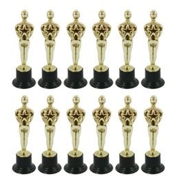 Decoratieve objecten Figurines 12pcs Oscar Statuette schimmelbeloning De winnaars prachtige trofeeën in ceremonies 221124