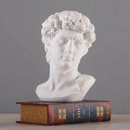 Decoratieve objecten Figurines 15 cm David Head Bust Statue Mini Europe Michelangelo Home Decoratie Resin Art Craft Sculpture Sketch Practice Gift Decor 230419