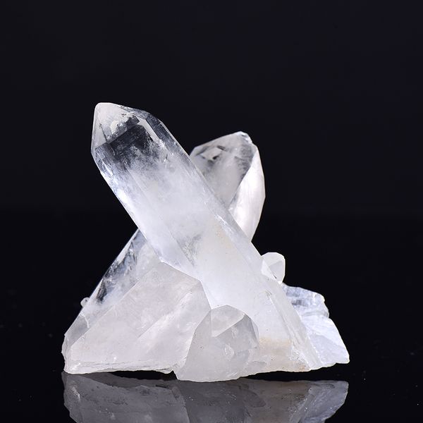 Objets décoratifs Figurines 1 PC Amas de cristal naturel Quartz irrégulier Reiki Pierre de guérison Point de cristal Spécimen Minéral Collecter Décoration d'intérieur Cadeau DIY 230210