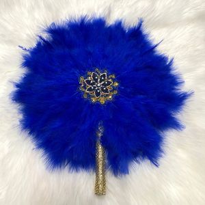 Objetos decorativos Figuritas 1pcs Abanico de plumas de pavo africano Abanico de plumas para baile Abanico de decoración de bodas con piedras Abanico azul de una caraAF30 230209