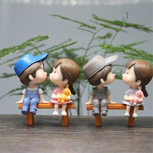 Decoratieve objecten Beeldjes 1set Cartoon Mooi stel Stoel Beeldjes van hars Miniaturen Fairy Garden Home Decor Desk Garden Decorative Craft 230809