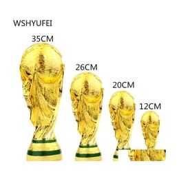 Objetos decorativos Figuritas 2022 Resina dorada europea Trofeo de fútbol mundial Mascota Decoración familiar Fan Gift Office Drop Delive Dh4Xb