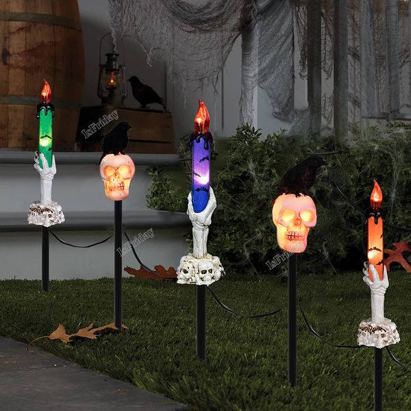 Objetos decorativos Figuras 2023 Cabeza del cráneo Sostenga la vela Lámpara de luces solares de Halloween para el atmósfera del festival fantasma 230812