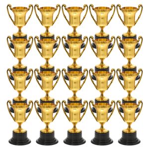 Objets décoratifs Figurines 20Pcs Trophée de récompense pour enfants Trophée en plastique pour enfants Jouets de récompense Coupe du prix Prix pour enfants Petit avec socle Doré 221124