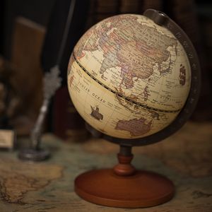 Objets décoratifs Figurines 5 pouces Vintage Globe terrestre Geografia Globo Do Mapa décoration en bois ornements de maison 230209