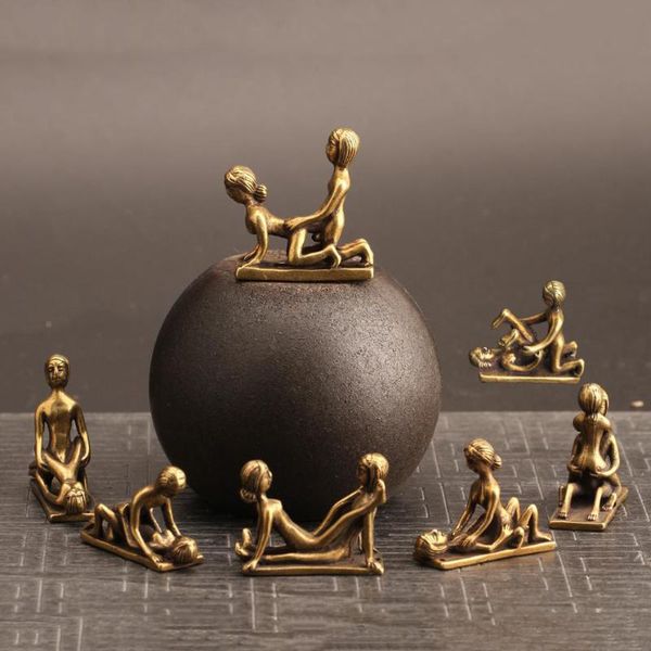 Objets décoratifs Figurines 5pcs / 7pcs Vintage Pure Brass Sexy 5 Ornement Posture Artisanat For Home Bar Party Desk Decoration Funny Giftdecor