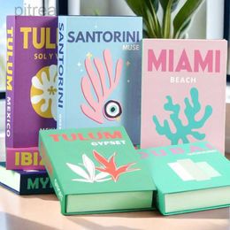 Decoratieve objecten Figurines Samenvatting Travel Ibiza Miami Santorini Capri Book salontafel Twaalf Constellations Fake Books Decoratie opslagbox D240424
