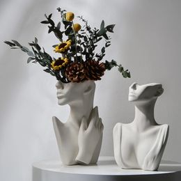 Objets décoratifs Figurines Art Décoration de la maison Luxe Visage humain Vase Accessoires de bureau Sculptures pour décoration intérieure Chambre nordique moderne 231207