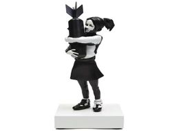 Decoratieve objecten beeldjes Banksy Bomb Hugger Moderne sculptuur Bomb Girl Statue Hars Tafelstuk Bomb Love Engeland Art House De6921974