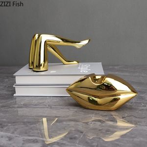 Objets décoratifs Figurines Body Art Statue Lipsleg Golden Sculpture Oeuvre Ornements Bureau Décoration Résine Figurines Artisanat Nordic Home Decor Moderne 230627