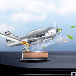 Objets décoratifs Les figurines peuvent tourner quand il y a du soleil Énergie solaire Avion Voiture Parfum Décoration Ornements intéressants Décorations d'intérieur Jouets 220928