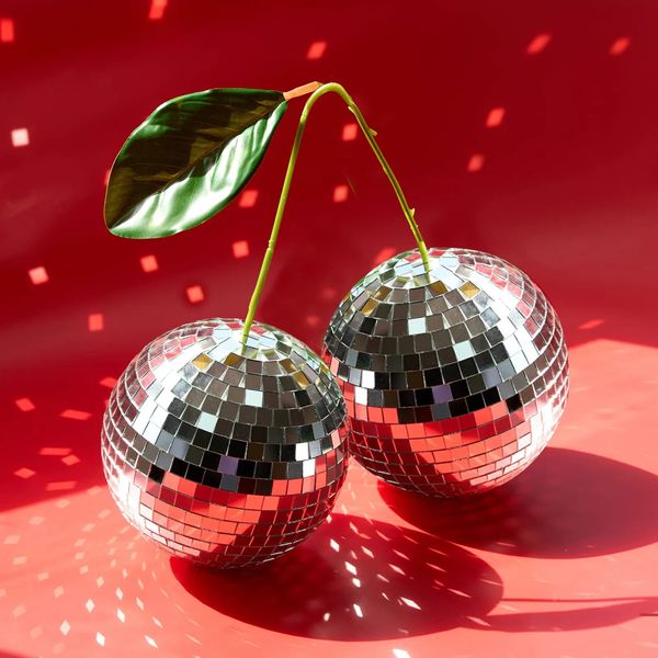 Objets décoratifs Figurines boule disco en forme de cerise décor fait à la main miroir en verre cerise boule disco fête rétro réfléchissant lumières boule disco 231007